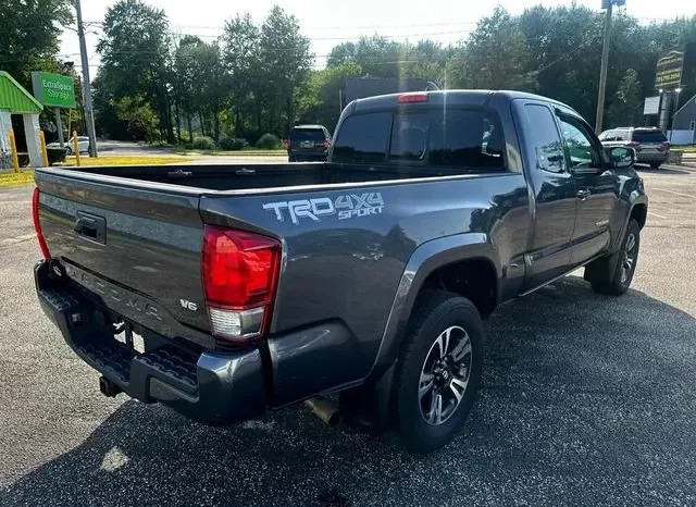 Toyota Tacoma TRD Sport 2017 full