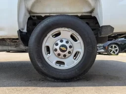 Chevrolet Silverado 2500 WT 2017 full