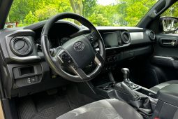 Toyota Tacoma TRD Off-Road Access Cab 4×4 2018 full