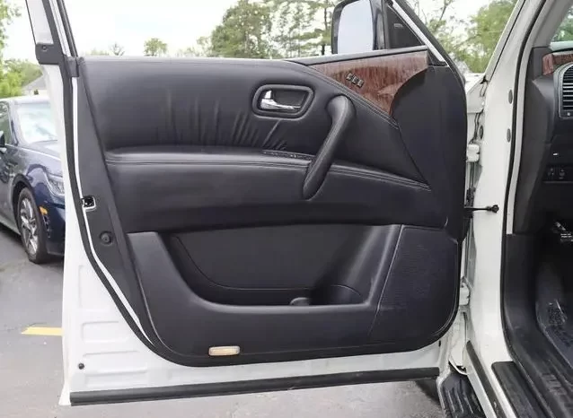 Nissan Armada Platinum 2017 full