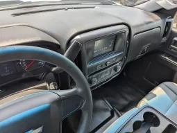 Chevrolet Silverado 2500 WT 2017 full