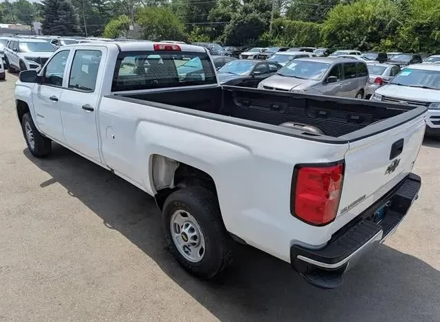 Chevrolet Silverado 2500 WT 2017 full