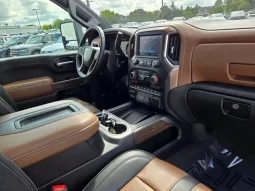 Chevrolet Silverado 2500 High Country 2022 full