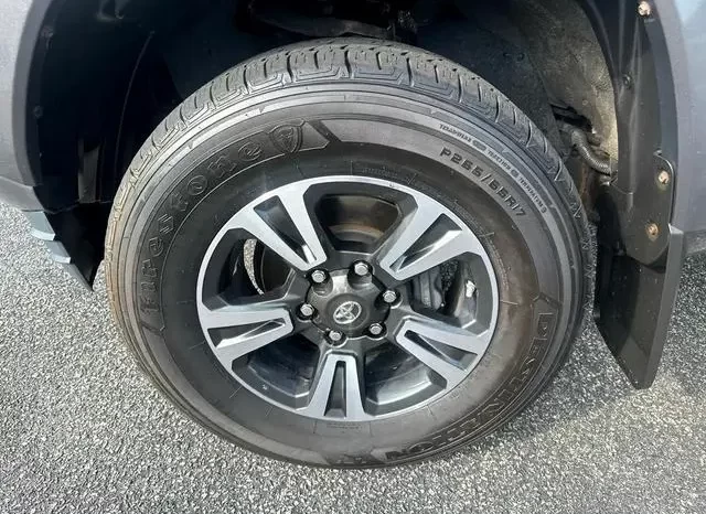 Toyota Tacoma TRD Sport 2017 full