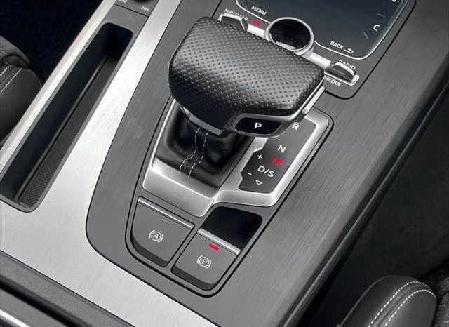 Audi Q5 S Line Dynamic Limited 2020 full