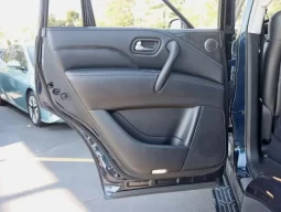 INFINITI QX80 Luxe 2020 full