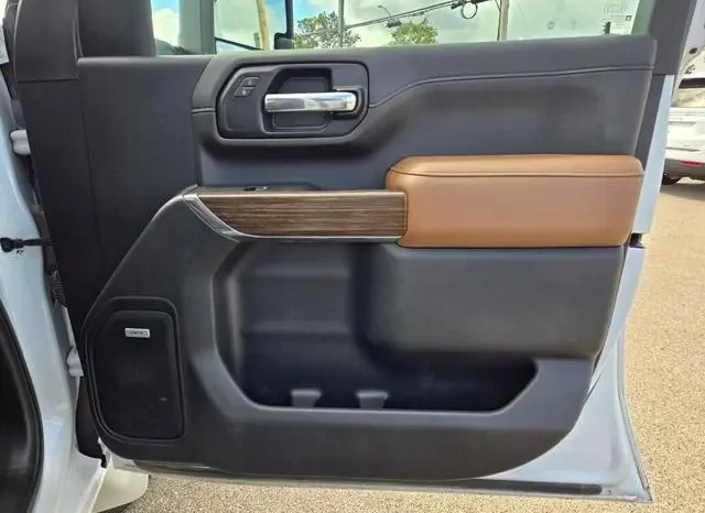 Chevrolet Silverado 2500 High Country 2022 full