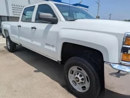 Chevrolet Silverado 2500 WT 2017 full