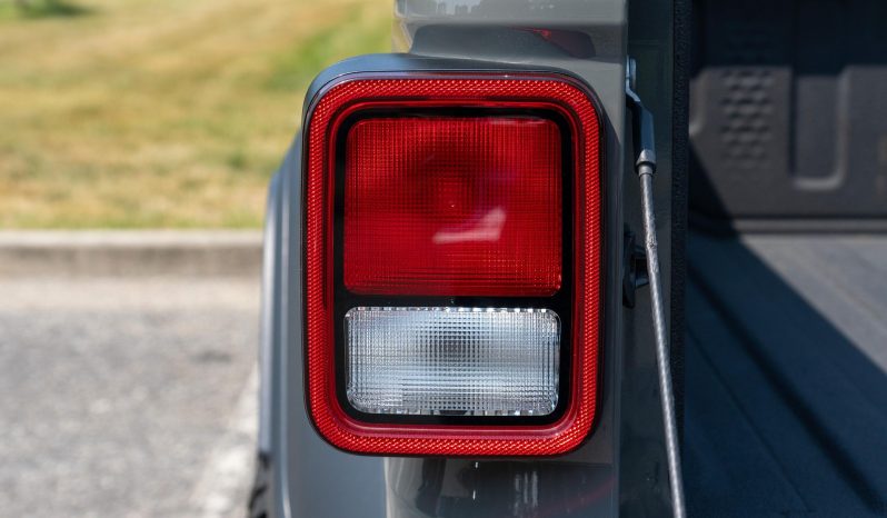 Jeep Gladiator Sport 4×4 2020 full