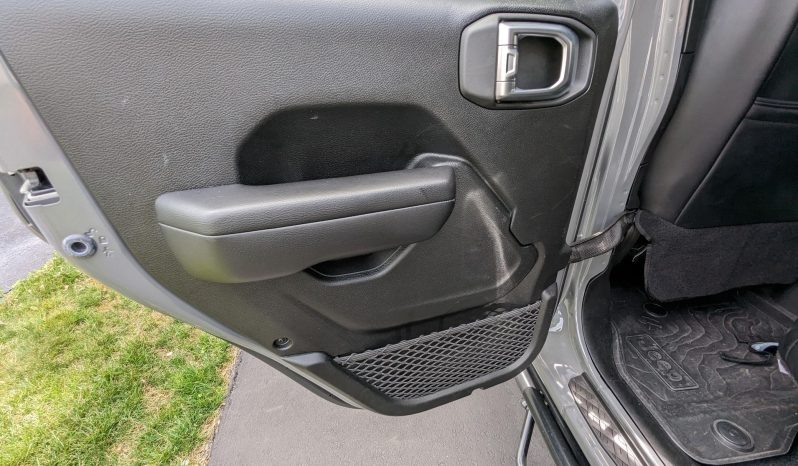 Jeep Gladiator Sport 4×4 2020 full