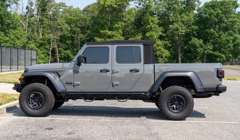 Jeep Gladiator Sport 4×4 2020 full