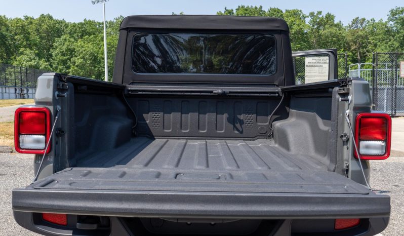 Jeep Gladiator Sport 4×4 2020 full