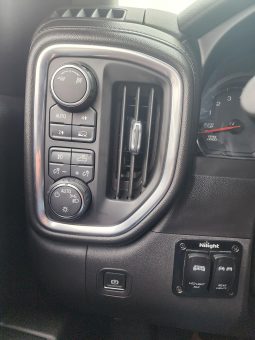 Chevrolet Silverado 1500 RST Rocky Ridge 4×4 2019 full