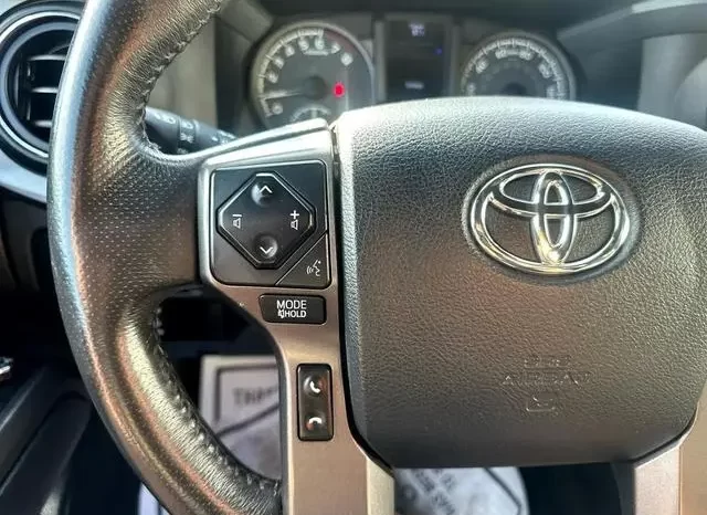 Toyota Tacoma TRD Sport 2017 full