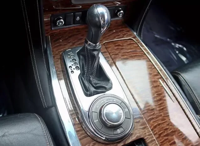 Nissan Armada Platinum 2017 full