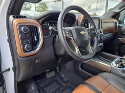Chevrolet Silverado 2500 High Country 2022 full