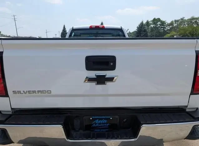 Chevrolet Silverado 2500 WT 2017 full