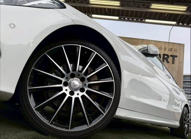 MERCEDES BENZ C-CLASS C200 AVANTGARDE AMG LINE 2015 full