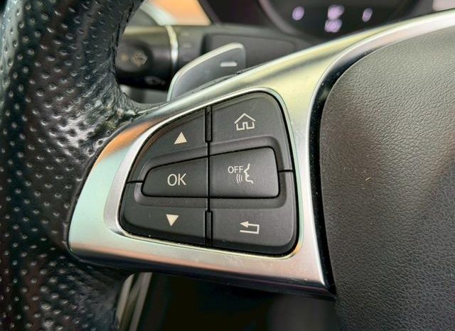 MERCEDES BENZ C-CLASS C200 AVANTGARDE AMG LINE 2015 full