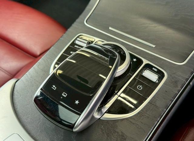 MERCEDES BENZ C-CLASS C200 AVANTGARDE AMG LINE 2015 full