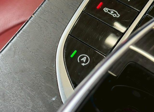 MERCEDES BENZ C-CLASS C200 AVANTGARDE AMG LINE 2015 full