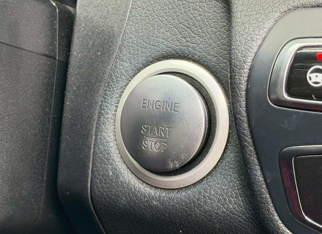 MERCEDES BENZ C-CLASS C200 AVANTGARDE AMG LINE 2015 full