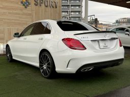 MERCEDES BENZ C-CLASS C200 AVANTGARDE AMG LINE 2015 full
