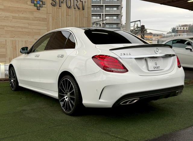 MERCEDES BENZ C-CLASS C200 AVANTGARDE AMG LINE 2015 full