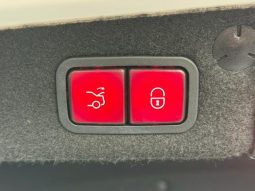 MERCEDES BENZ C-CLASS C200 AVANTGARDE AMG LINE 2015 full