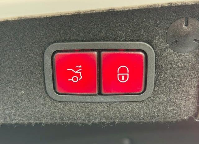 MERCEDES BENZ C-CLASS C200 AVANTGARDE AMG LINE 2015 full