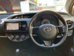 Toyota Vitz F 2017 full