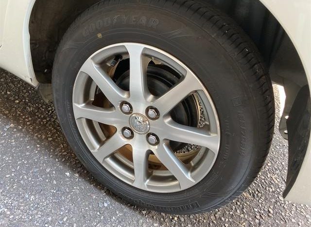 Toyota Vitz F 2017 full