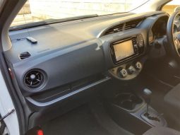 Toyota Vitz F 2017 full