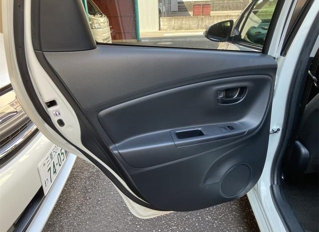 Toyota Vitz F 2017 full