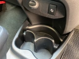 Toyota Vitz F 2017 full