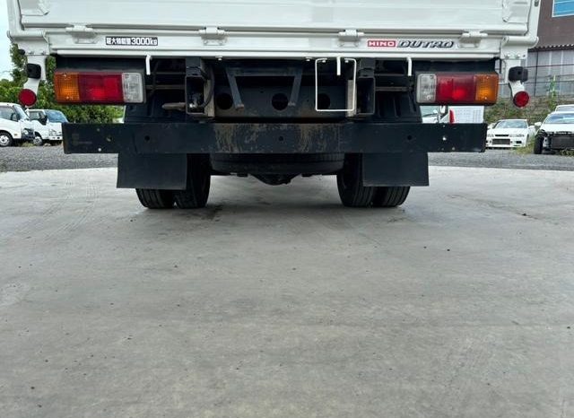 Hino Dutro Flat Body 2t or More and Less Than 5t 2017 full