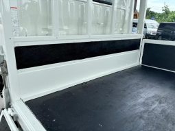 Hino Dutro Flat Body 2t or More and Less Than 5t 2017 full