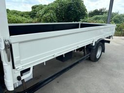 Hino Dutro Flat Body 2t or More and Less Than 5t 2017 full