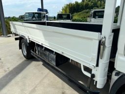 Hino Dutro Flat Body 2t or More and Less Than 5t 2017 full