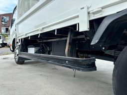 Hino Dutro Flat Body 2t or More and Less Than 5t 2017 full