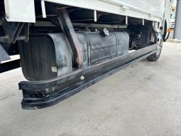 Hino Dutro Flat Body 2t or More and Less Than 5t 2017 full