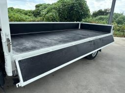 Hino Dutro Flat Body 2t or More and Less Than 5t 2017 full