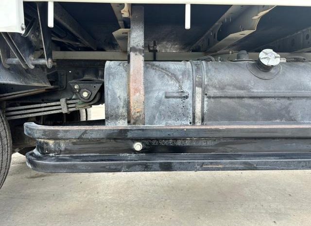 Hino Dutro Flat Body 2t or More and Less Than 5t 2017 full