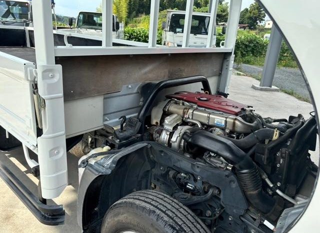 Hino Dutro Flat Body 2t or More and Less Than 5t 2017 full