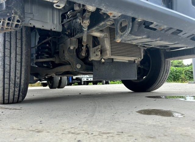 Hino Dutro Flat Body 2t or More and Less Than 5t 2017 full