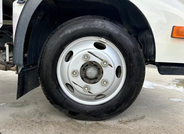 Hino Dutro Flat Body 2t or More and Less Than 5t 2017 full