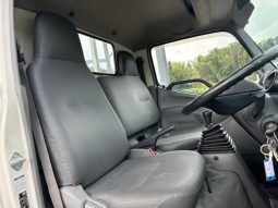 Hino Dutro Flat Body 2t or More and Less Than 5t 2017 full