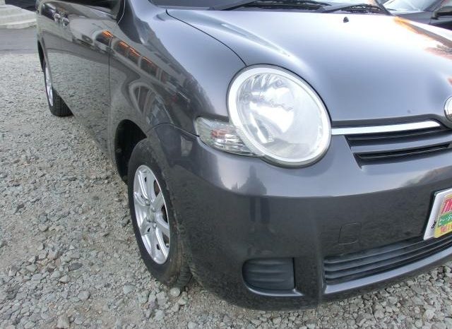 TOYOTA SIENTA X LIMITED 2010 full