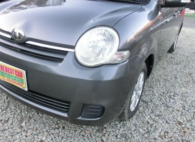 TOYOTA SIENTA X LIMITED 2010 full