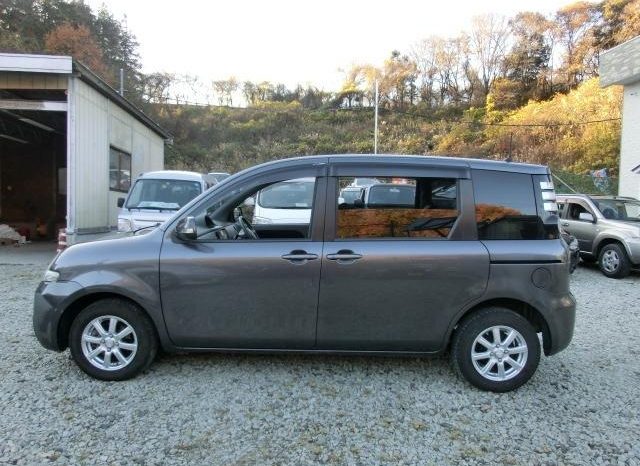 TOYOTA SIENTA X LIMITED 2010 full